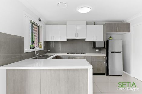 Property photo of 9 Catnip Glade Rooty Hill NSW 2766