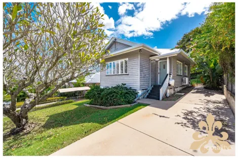 16 Bowen Tce, The Range, QLD 4700