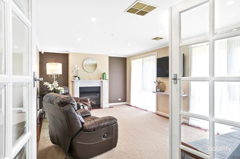 Property photo of 2 Rutherglen Way Taylors Lakes VIC 3038