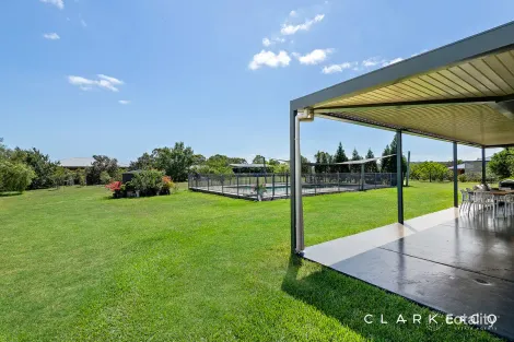 Property photo of 16 Tranquil Close Louth Park NSW 2320