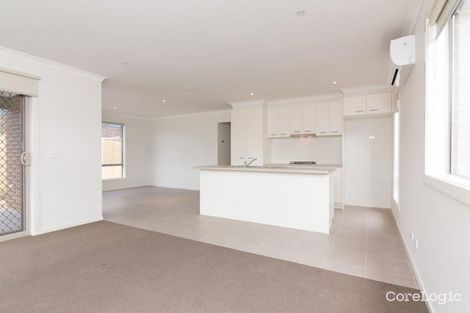 Property photo of 14 Chantelle Parade Tarneit VIC 3029