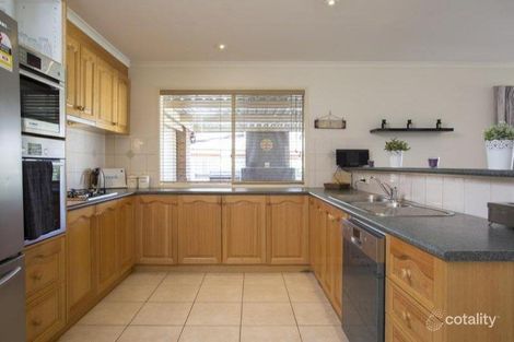 Property photo of 14 Kinta Court Strathfieldsaye VIC 3551