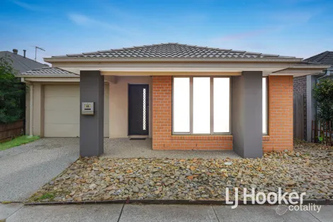 Property photo of 44 Scotland Circuit Cranbourne West VIC 3977