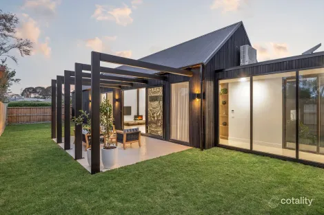 220 Kilgour St, Geelong, VIC 3220