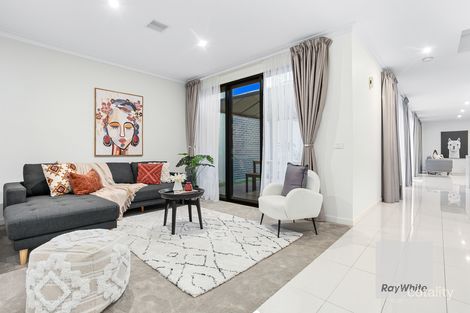 Property photo of 4 Canopy Crescent Hillside VIC 3037