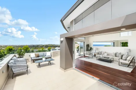 Property photo of 179A Headland Road North Curl Curl NSW 2099