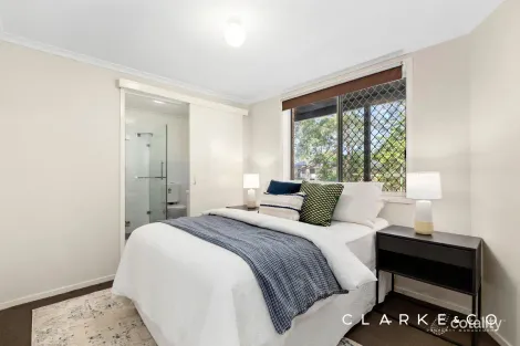 Property photo of 18 Nicolena Crescent Rutherford NSW 2320