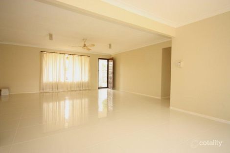 29 Fairsky Ave, Mermaid Waters, QLD 4218