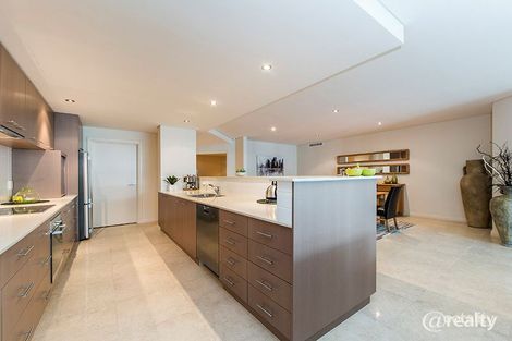 Property photo of 3/8 Torcello Mews Mandurah WA 6210