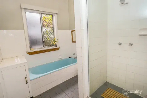 Property photo of 28 Twenty-Third Avenue Parkside QLD 4825