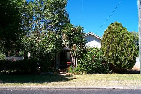 1 Woodward St, Harvey, WA 6220