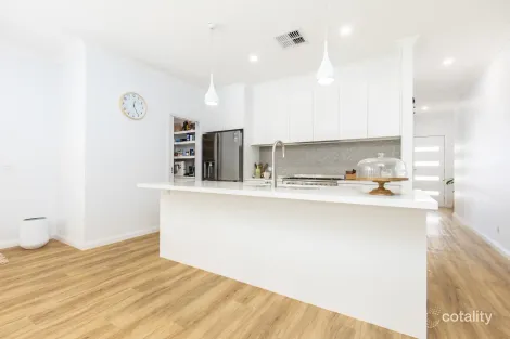 Property photo of 13 Joseph Court Red Cliffs VIC 3496