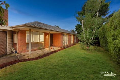 2 Saunders Cl, Lysterfield, VIC 3156