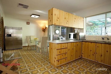 Property photo of 33 Macrae Road Applecross WA 6153