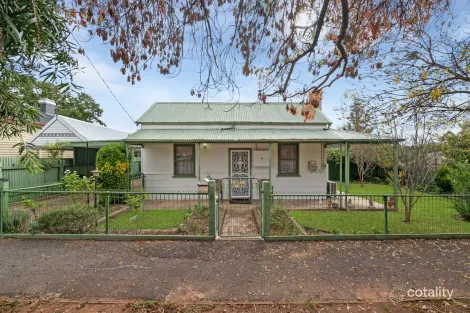 16 Reef St, Wedderburn, VIC 3518