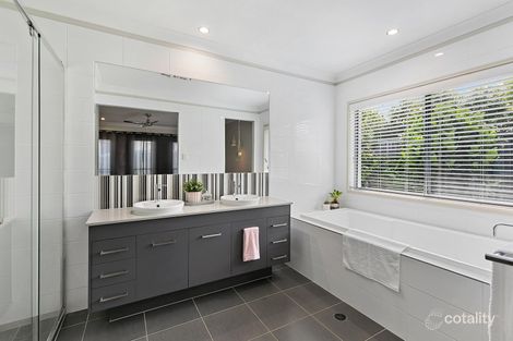 Property photo of 55 Foxwood Circuit Wakerley QLD 4154