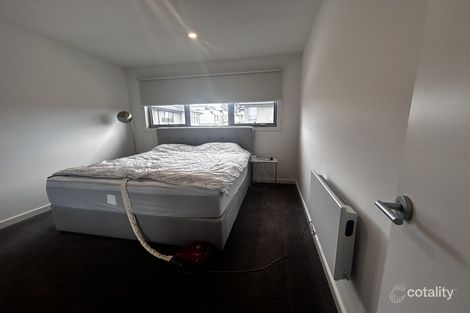 Property photo of 9/639 Mountain Highway Bayswater VIC 3153