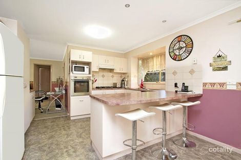 Property photo of 19 Saxby Drive Strathfieldsaye VIC 3551