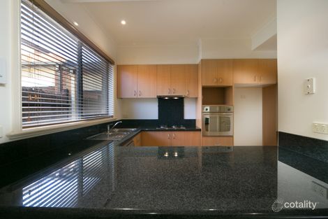 Property photo of 9/18-26 Marlesford Crescent Berwick VIC 3806