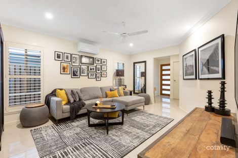 Property photo of 28 Pine Place Upper Kedron QLD 4055