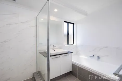 Property photo of 1 Ashcombe Parkway Baldivis WA 6171