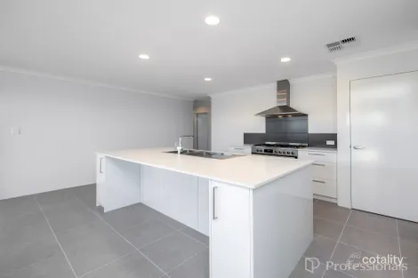 Property photo of 1 Ashcombe Parkway Baldivis WA 6171