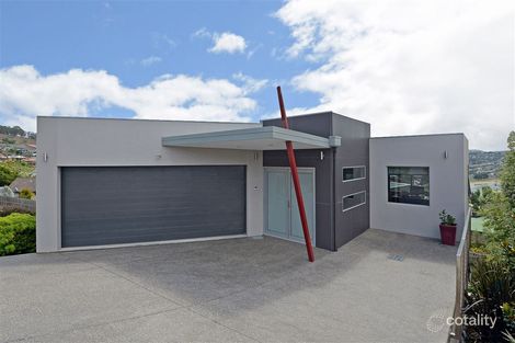 Property photo of 8 Steen Court Blackmans Bay TAS 7052