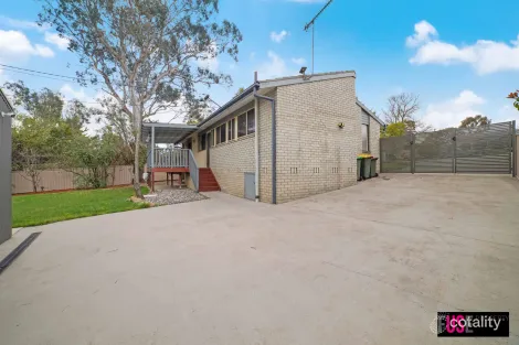 Property photo of 6 Morey Place Wanniassa ACT 2903
