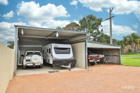 Property photo of 51 Wolfe Road Red Cliffs VIC 3496