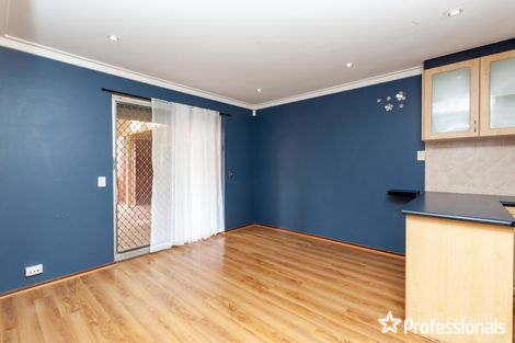 Property photo of 11 Willowmead Way Kelmscott WA 6111