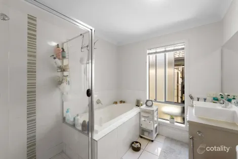 Property photo of 146 Mount Kaputar Avenue Fitzgibbon QLD 4018