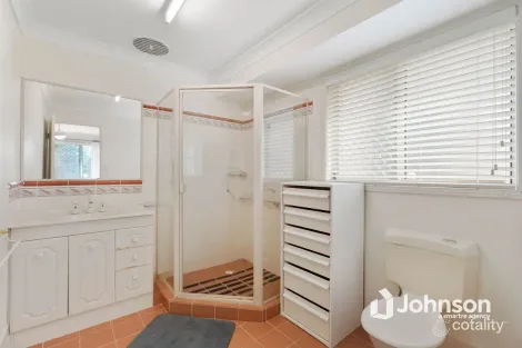 Property photo of 2 Myall Place Bridgeman Downs QLD 4035