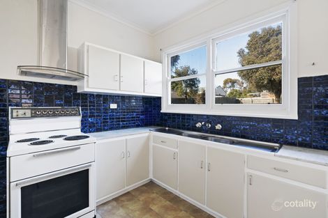 Property photo of 3 Eram Road Box Hill North VIC 3129