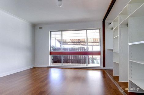Property photo of 60 Collins Parade Hackham SA 5163