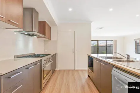 Property photo of 6 Radiance Street Tarneit VIC 3029