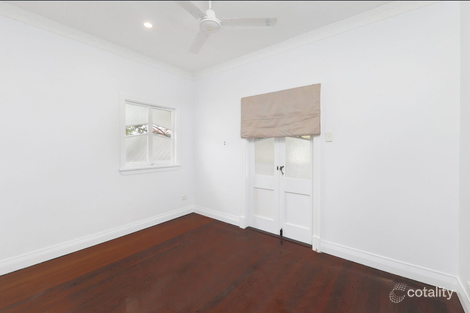 Property photo of 75 Effingham Street Tarragindi QLD 4121