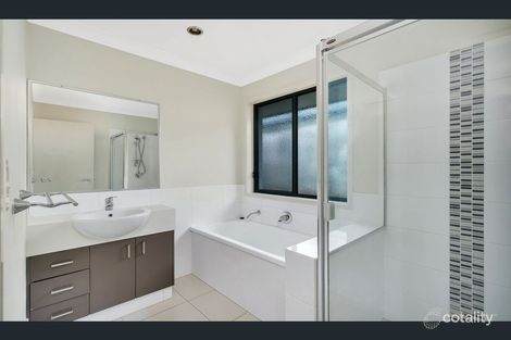 Property photo of 41 Barrington Street Pacific Pines QLD 4211