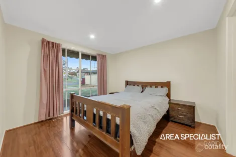 Property photo of 136 Warana Drive Hampton Park VIC 3976