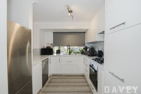 9 Gilmore St, Kingsley, WA 6026