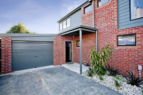 2/10 Greenville Dr, Grovedale, VIC 3216