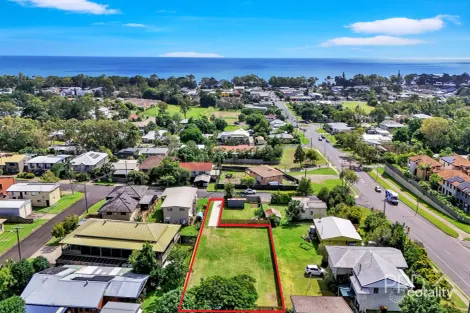 Property photo of 4 Jacaranda Drive Torquay QLD 4655