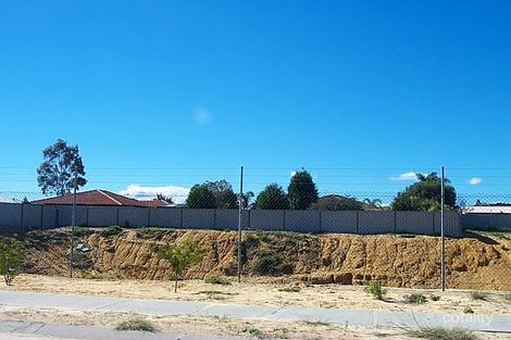 20 Decourcey Way, Marangaroo, WA 6064