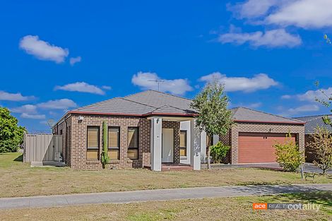 Property photo of 65 Oakview Parade Caroline Springs VIC 3023