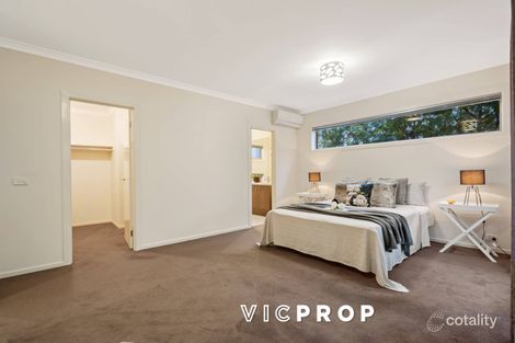 Property photo of 7 Lincolnheath Boulevard Point Cook VIC 3030