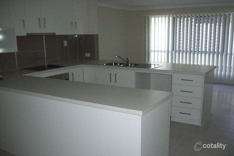 Property photo of 4 Grandslam Street Glenvale QLD 4350