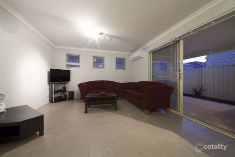 Property photo of 4/3 Peppermint Gardens Aubin Grove WA 6164