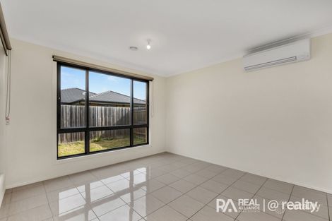 Property photo of 27 Norma Crescent Officer VIC 3809