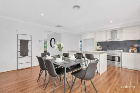 Property photo of 4 Kinnear Avenue Tarneit VIC 3029