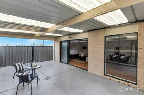 Property photo of 4 Kinnear Avenue Tarneit VIC 3029