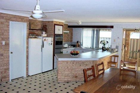 Property photo of 8 St Clair Place Cooloongup WA 6168